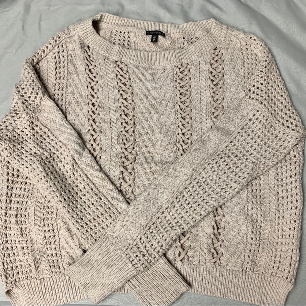 Express women’s chunky knit oversized tan sweater